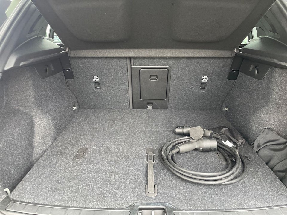 Volvo XC40 ReCharge Extended Range Core 5d