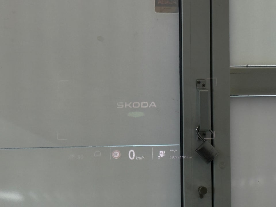 Skoda Enyaq 85x iV Sportline 5d