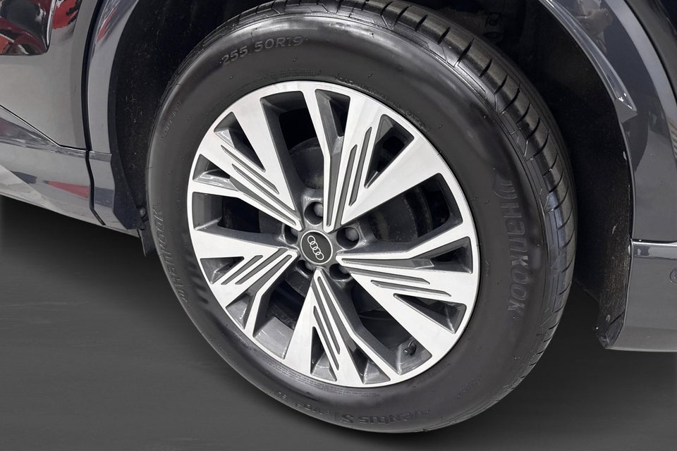 Audi Q4 e-tron 45 Progress 5d