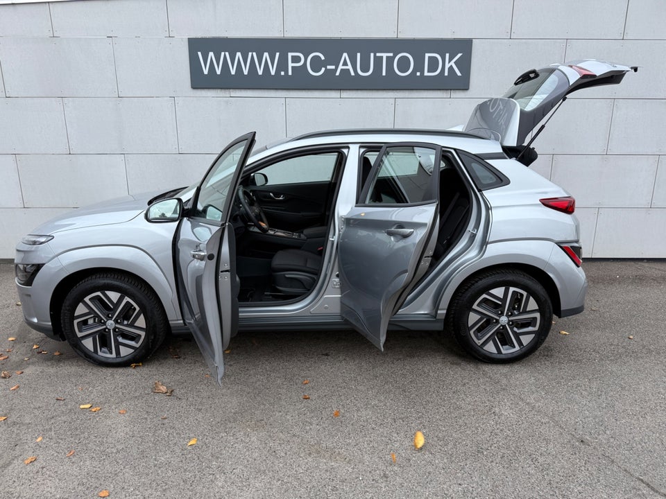 Hyundai Kona 39 EV Essential 5d