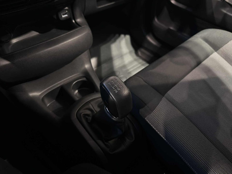 Citroën C4 Cactus 1,6 BlueHDi 100 Feel 5d