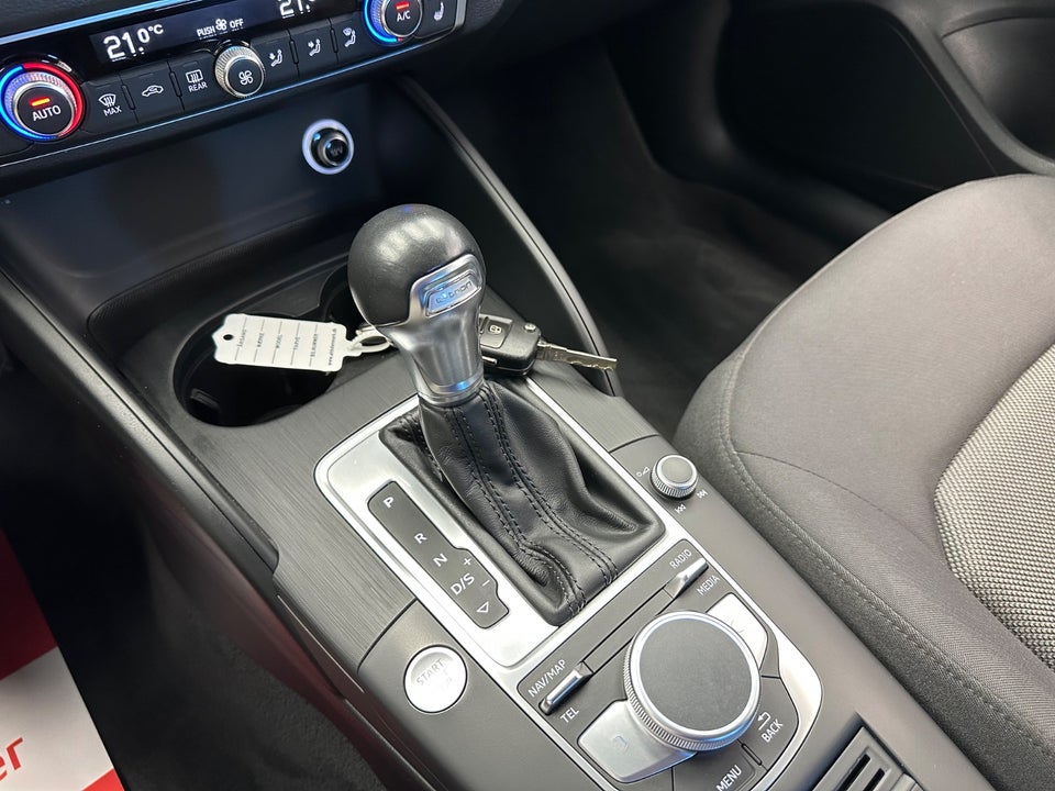 Audi A3 1,4 e-tron Sportback S-tr. 5d