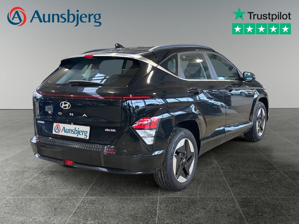 Hyundai Kona 48 EV Essential 5d