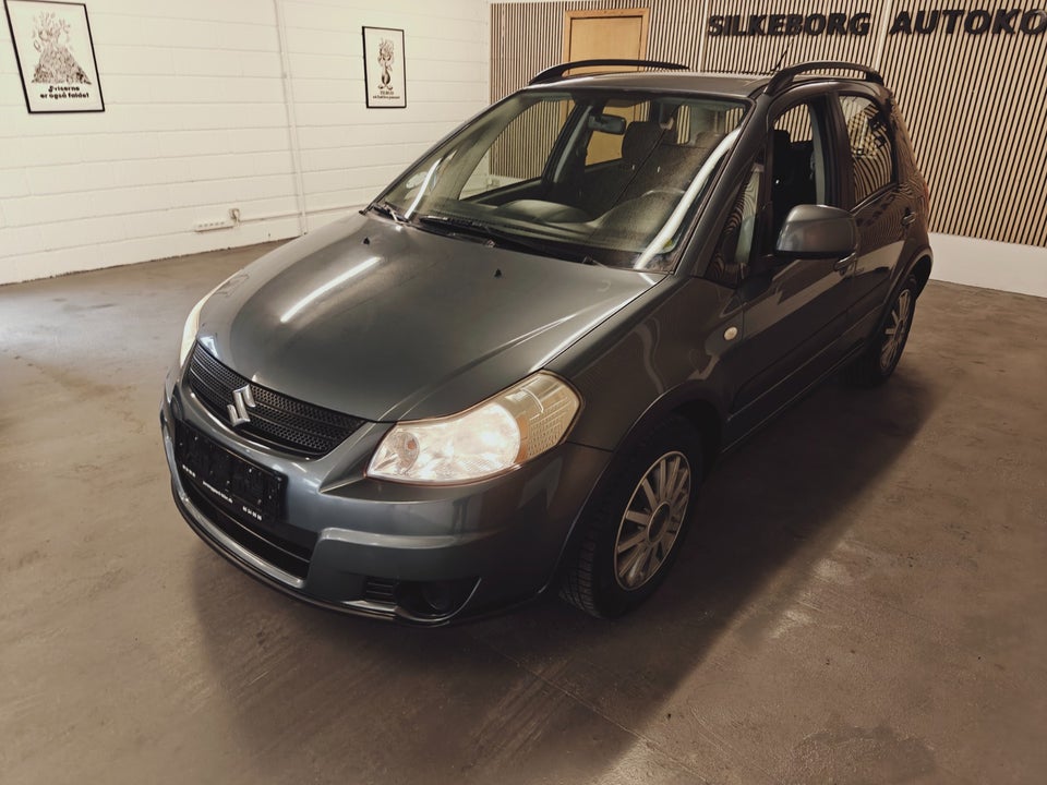 Suzuki SX4 1,6 GL-J 5d