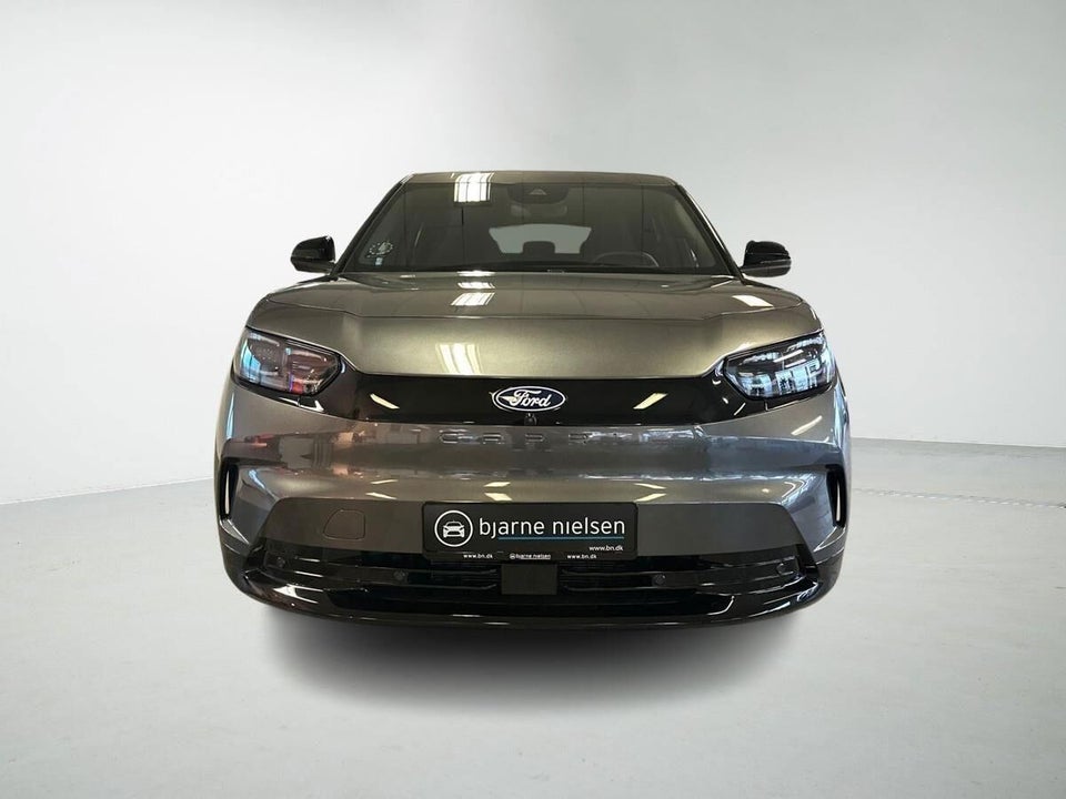 Ford Capri 82 Select Extended Range 5d