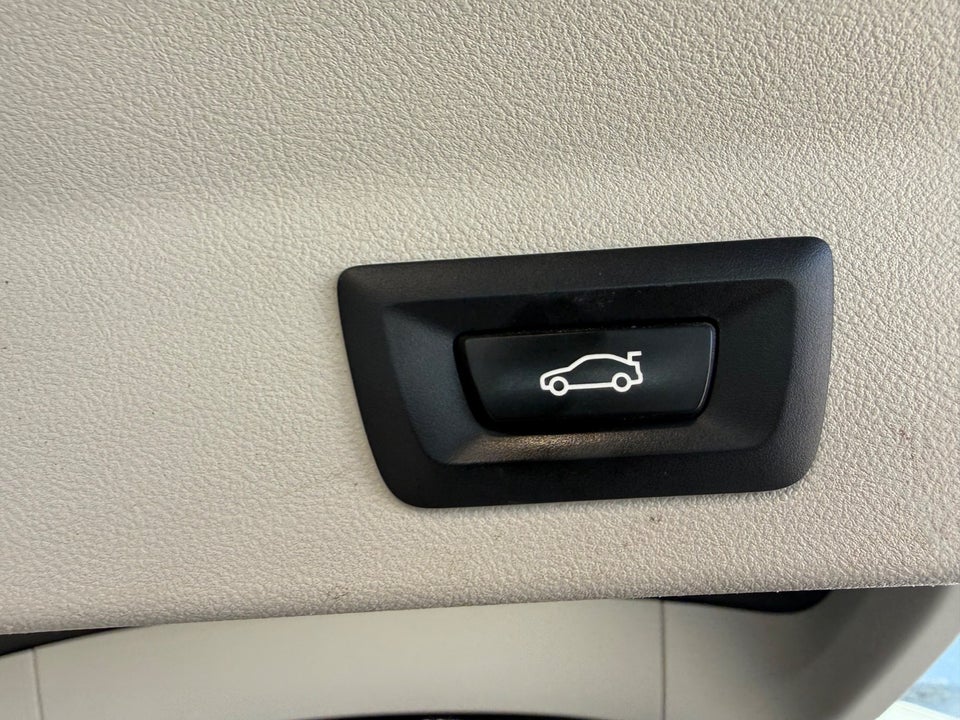 BMW iX3 Charged 5d