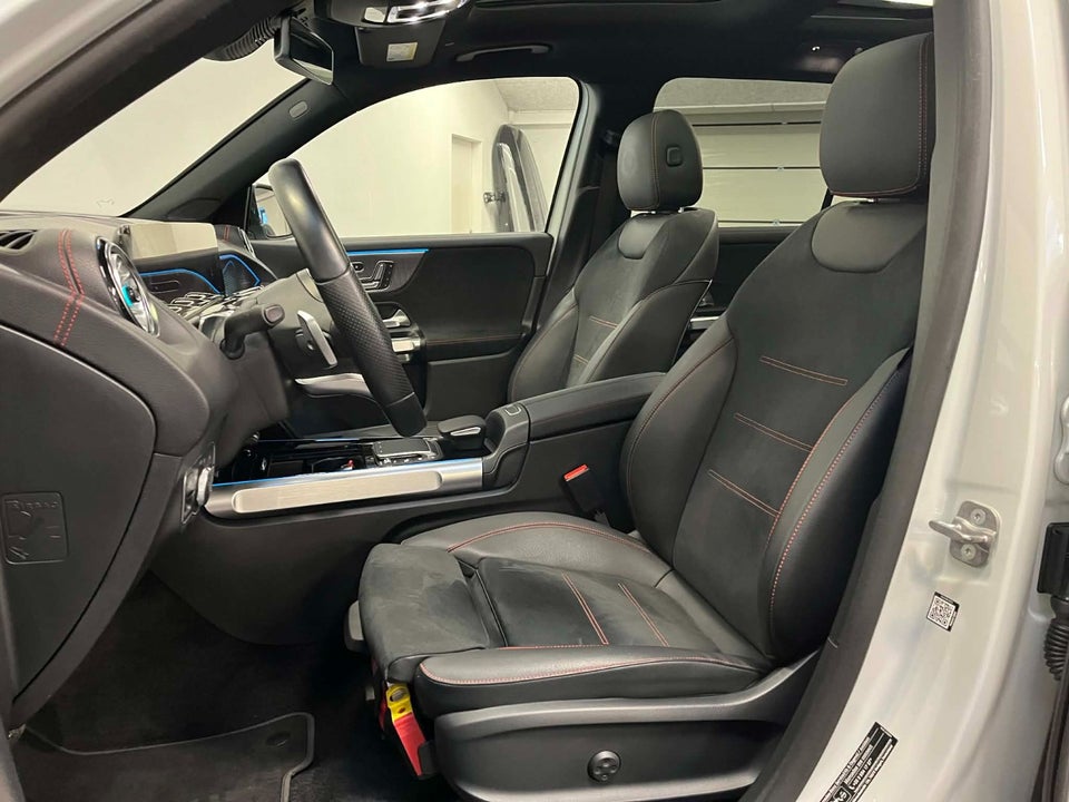 Mercedes EQB250 AMG Line 5d