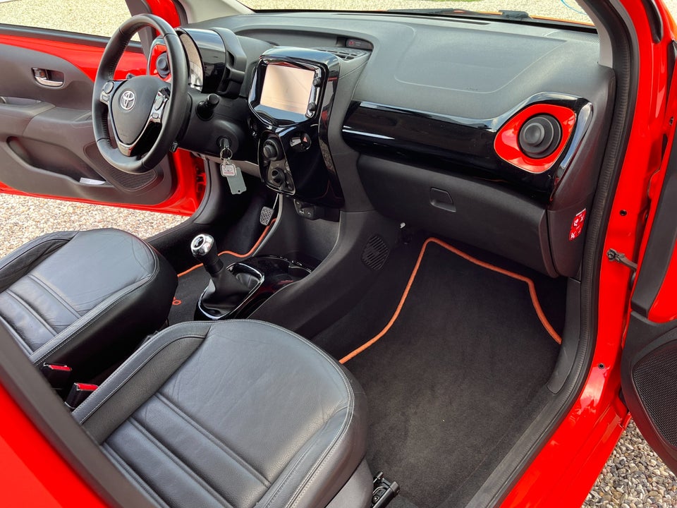 Toyota Aygo 1,0 VVT-i x-cite 5d