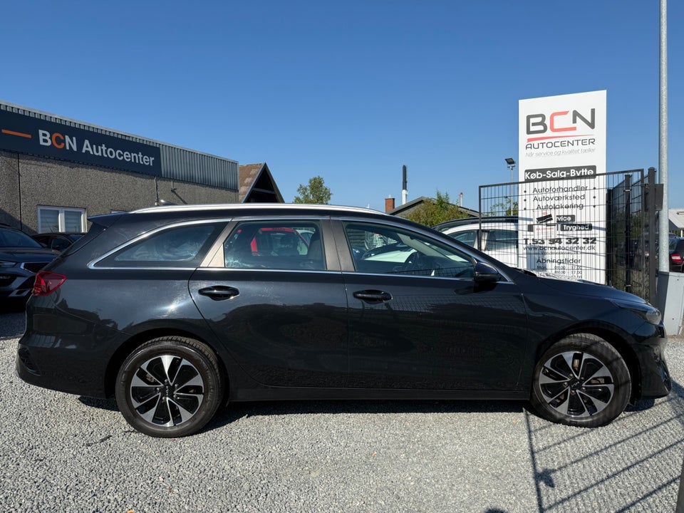 Kia Ceed 1,6 PHEV Prestige SW DCT 5d
