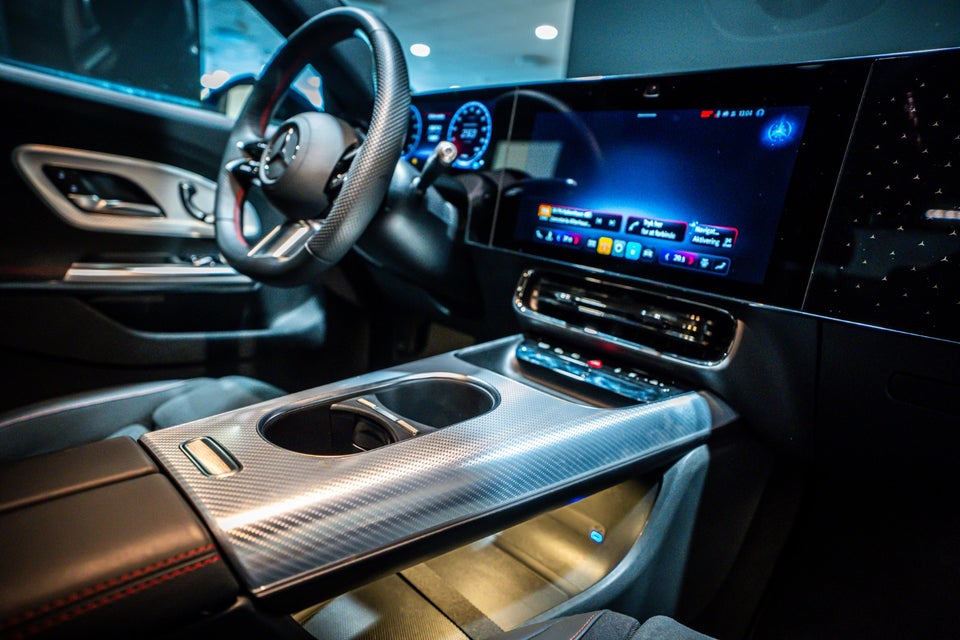 Mercedes CLA250+ electric AMG Premium 4d