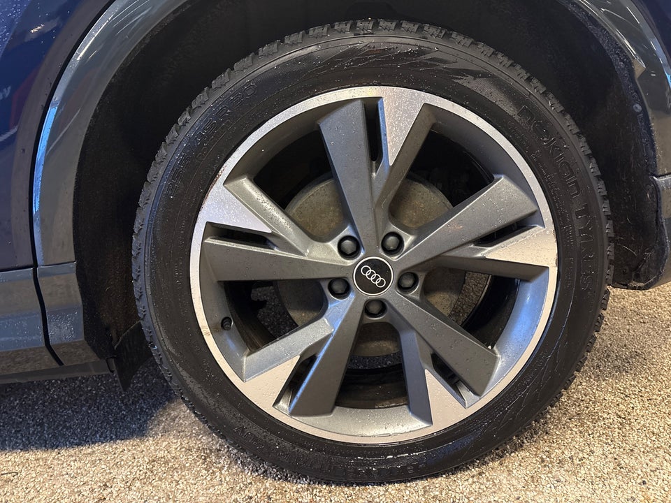 Audi Q4 e-tron 40 Advanced 5d