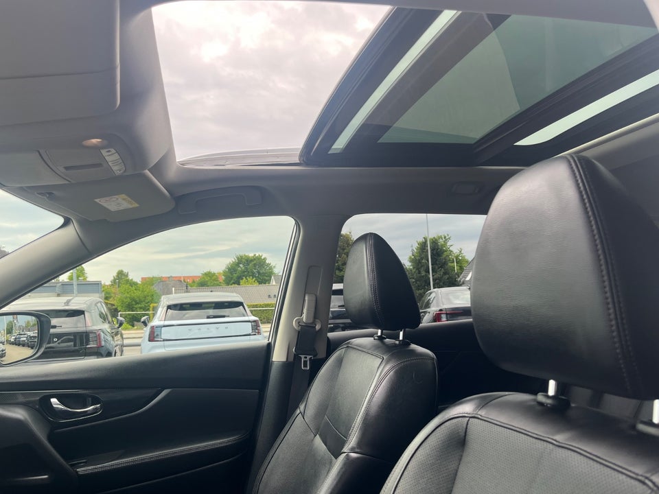Nissan X-Trail 2,0 dCi 177 Tekna X-tr. 4WD 5d