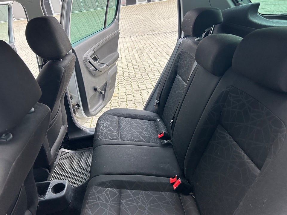 Skoda Fabia 1,2 TSi 86 Ambiente 5d