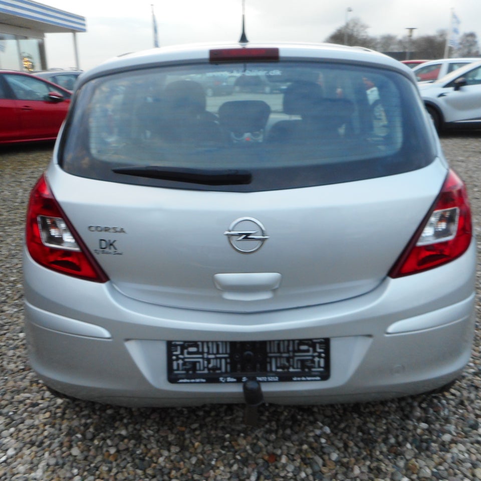 Opel Corsa 1,2 16V Cool 5d