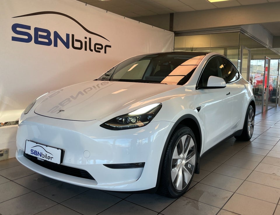 Tesla Model Y Long Range AWD 5d