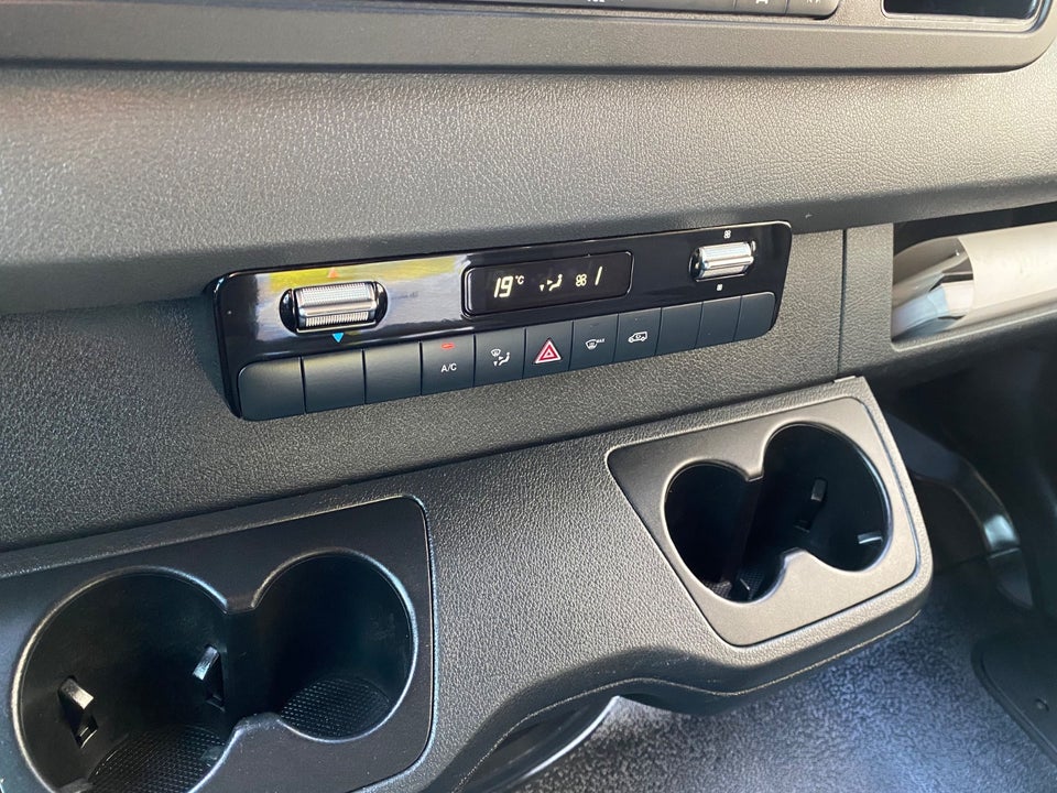 Mercedes Sprinter 211 2,2 CDi A2 Kassevogn aut. FWD