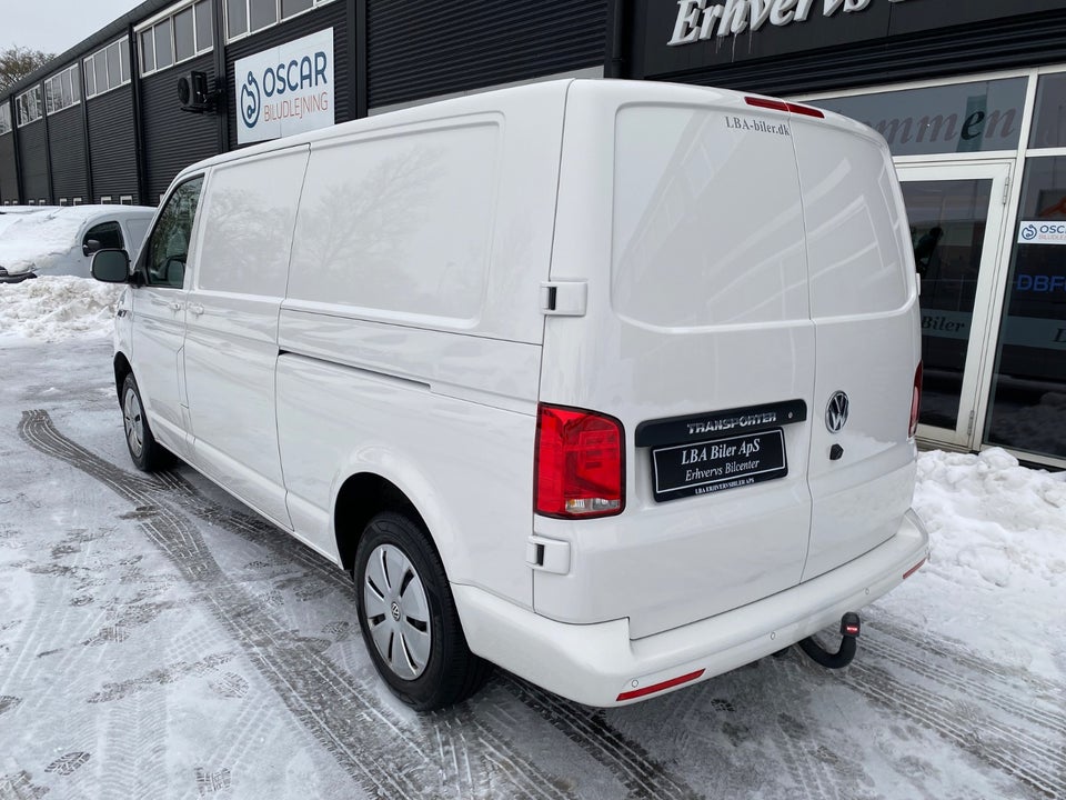 VW Transporter 2,0 TDi 150 Kassevogn DSG lang
