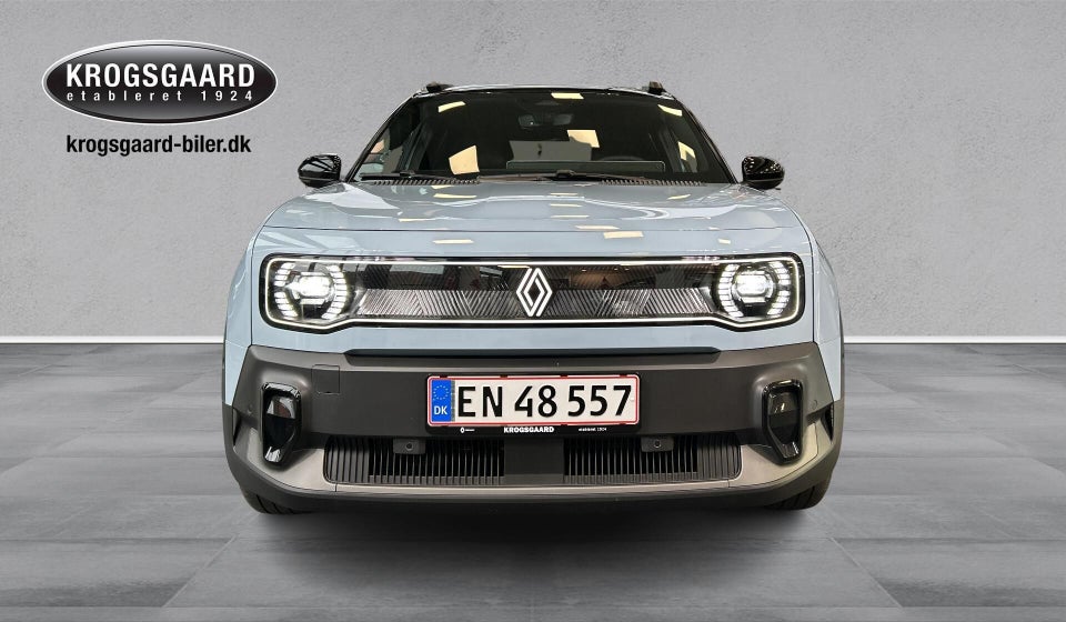Renault 4 E-Tech 52 Iconic 5d