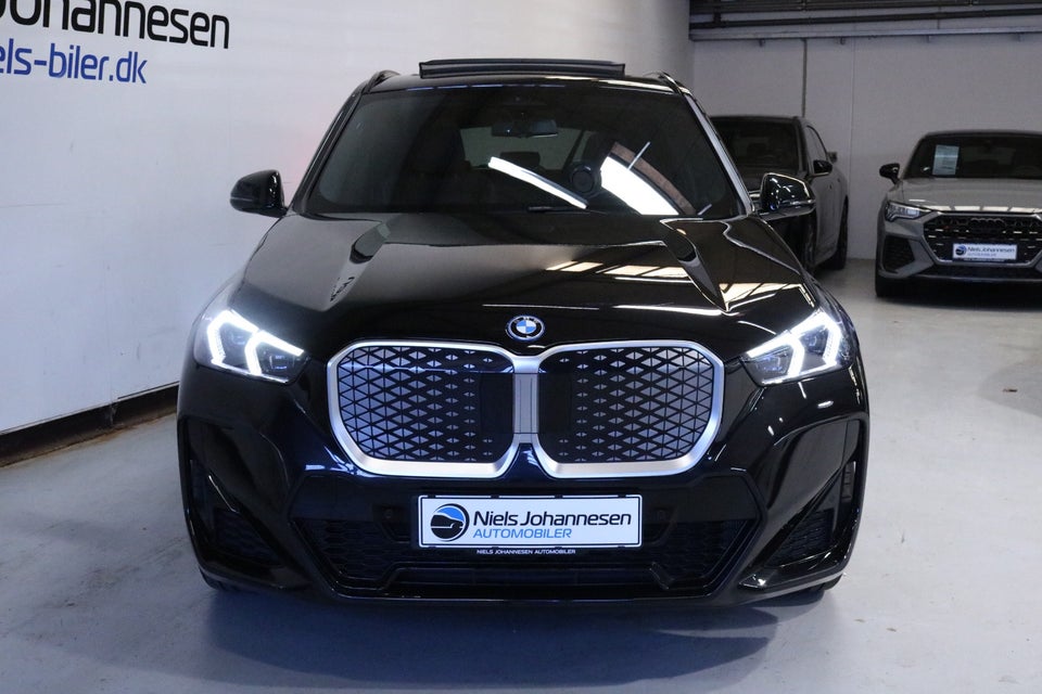BMW iX1 eDrive20 M-Sport 5d