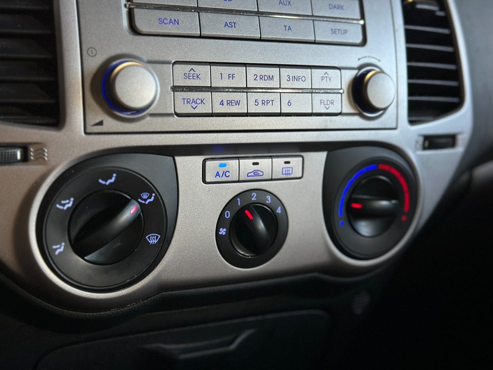 Hyundai i20 1,25 Comfort 5d