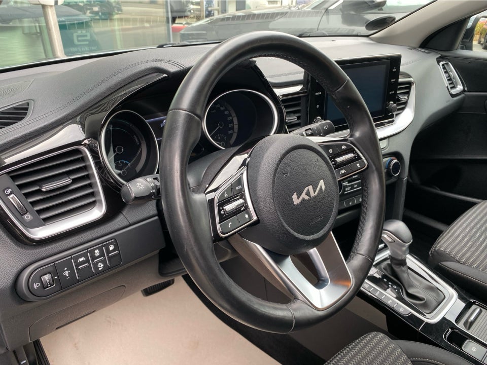 Kia Ceed 1,6 PHEV Prestige SW DCT 5d