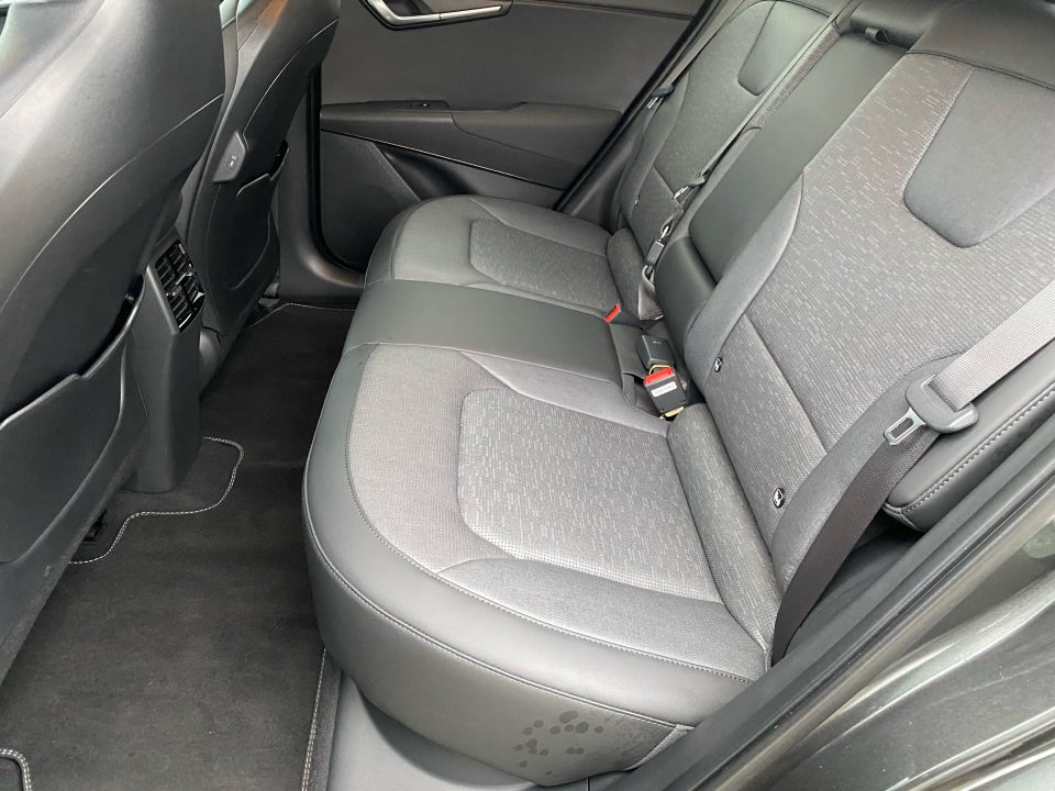 Kia Niro 64 EV Upgrade 5d