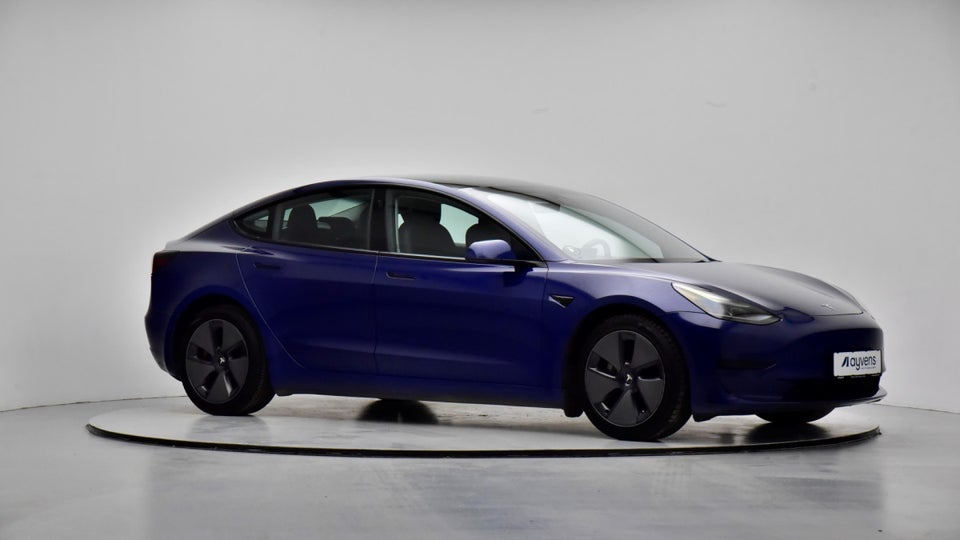 Tesla Model 3 Standard Range+ RWD 4d