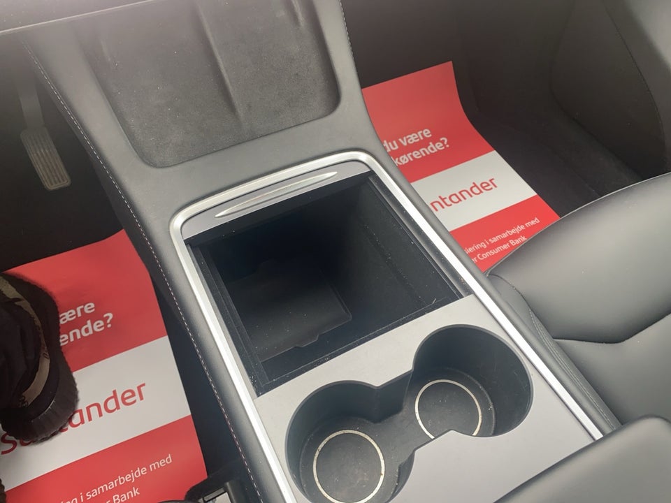 Tesla Model Y RWD 5d