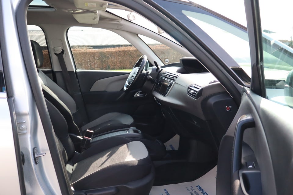 Citroën C4 Picasso 1,6 e-HDi 115 Intensive ETG6 5d