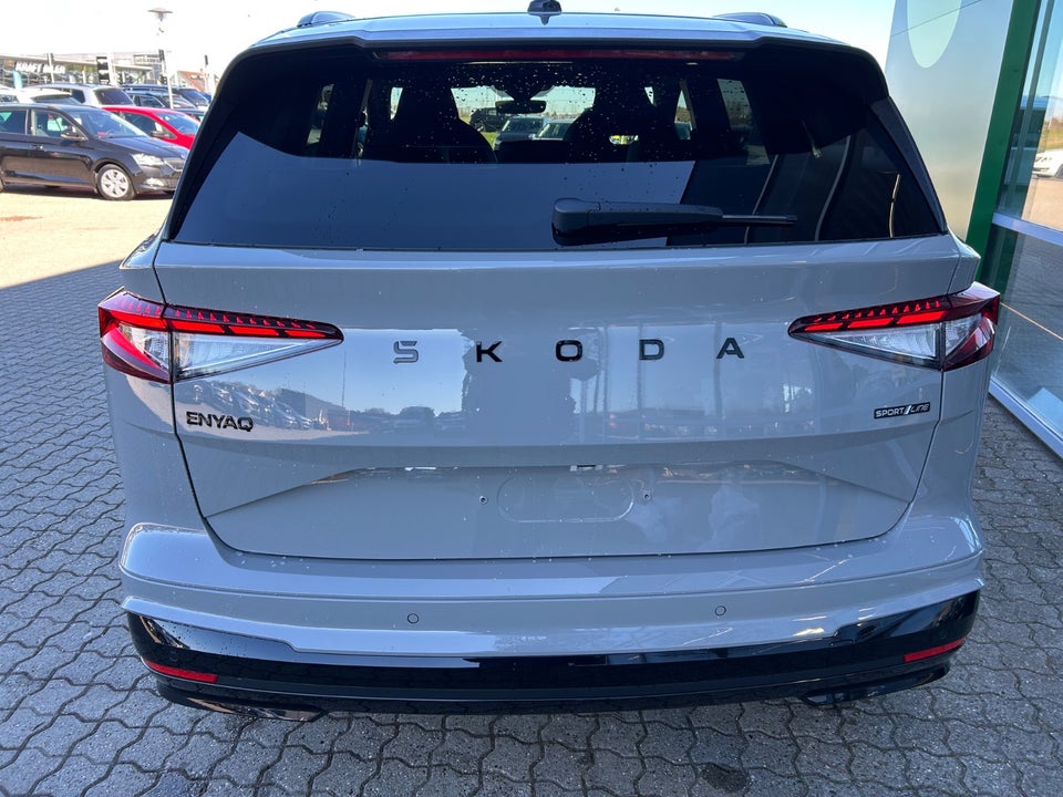 Skoda Enyaq 85x iV Sportline Advanced 5d