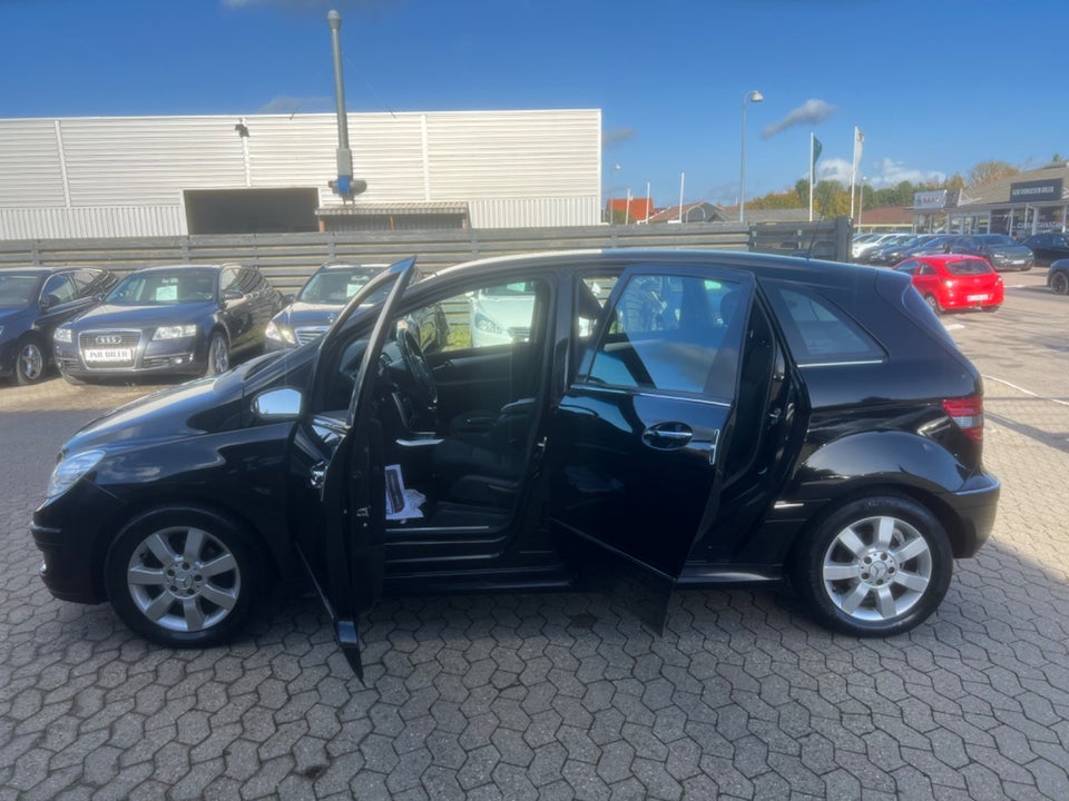 Mercedes B180 2,0 CDi 5d