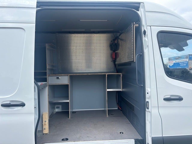 Mercedes Sprinter 317 2,0 CDi A2 Kassevogn aut. RWD