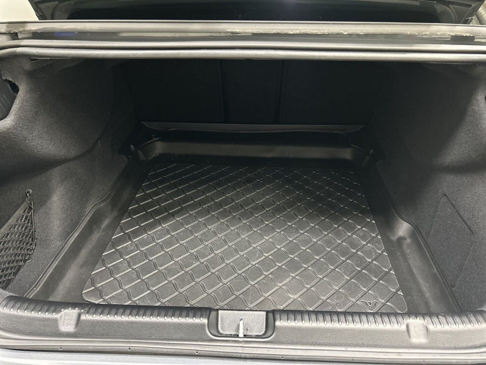 Mercedes EQE350 AMG Line 4d