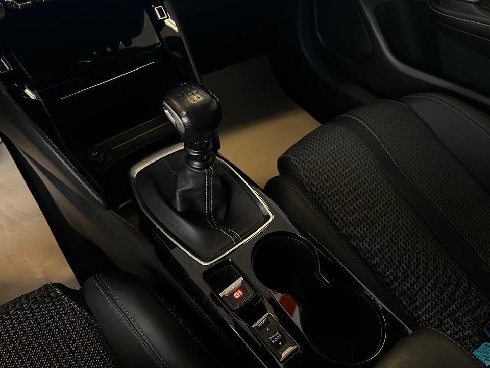 Peugeot 208 1,2 PureTech 100 GT 5d