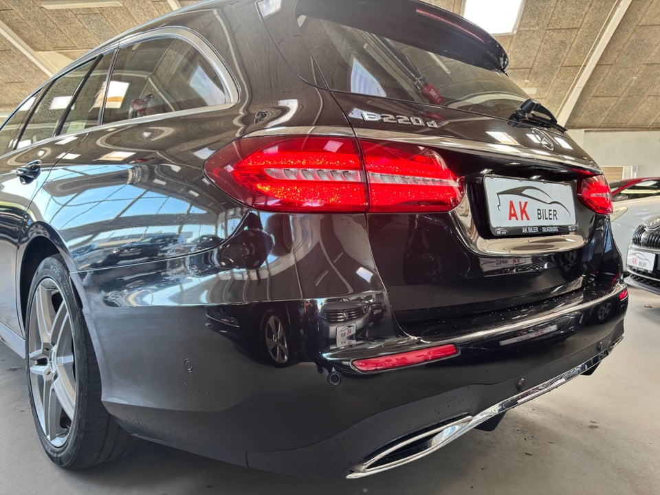 Mercedes E220 d 2,0 AMG Line stc. aut. 5d