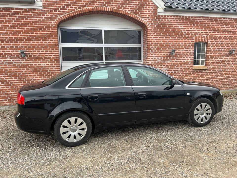 Audi A4 2,0  4d