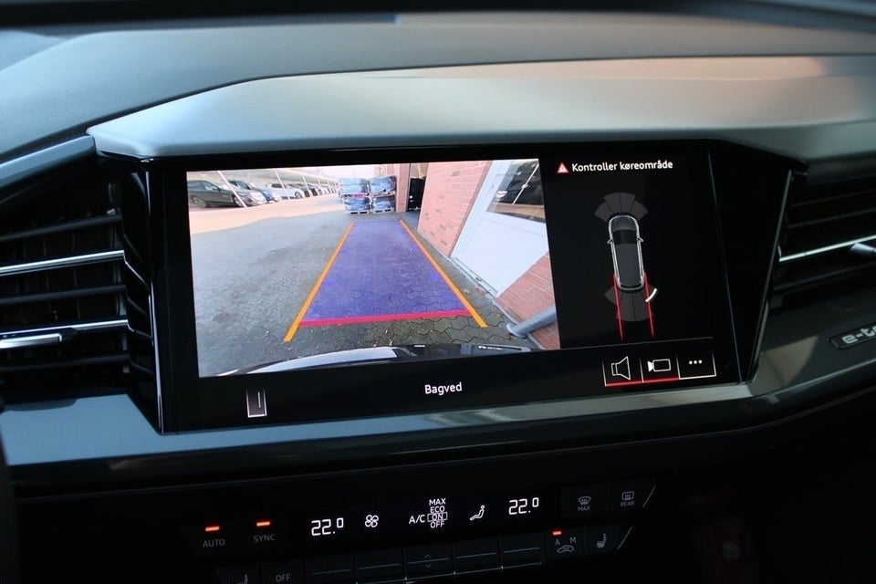 Audi Q4 e-tron 45 S-line 5d