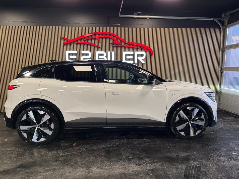 Renault Megane E-Tech 60 Techno 5d