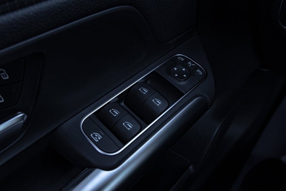 Mercedes EQA250 Progressive 5d