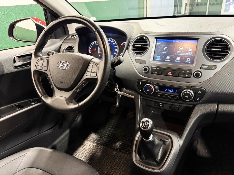 Hyundai i10 1,0 Advanced 5d
