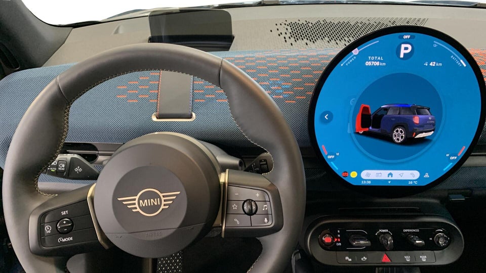 MINI Aceman E Favoured Trim M 5d