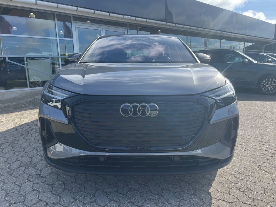 Audi Q4 e-tron 45 S-line Sportback 5d