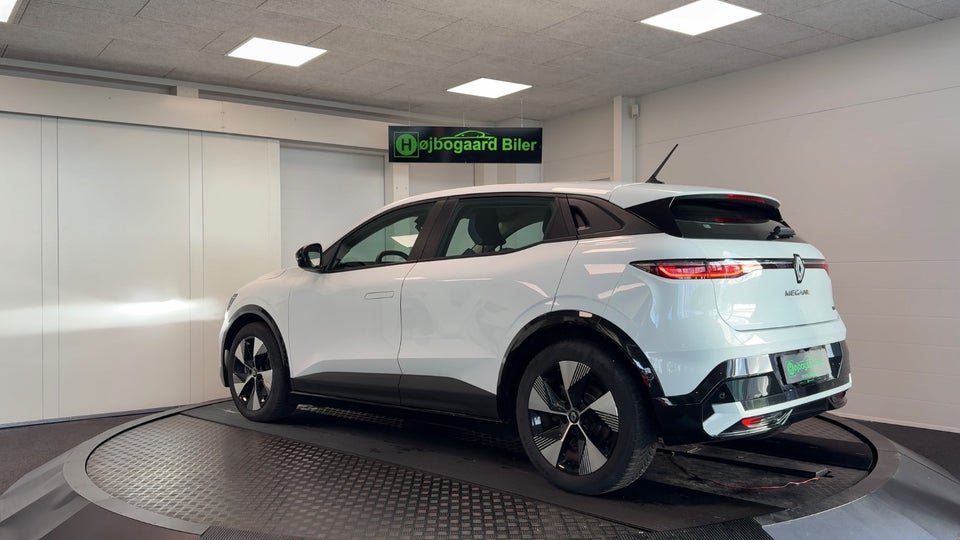 Renault Megane E-Tech 60 Equilibre 5d