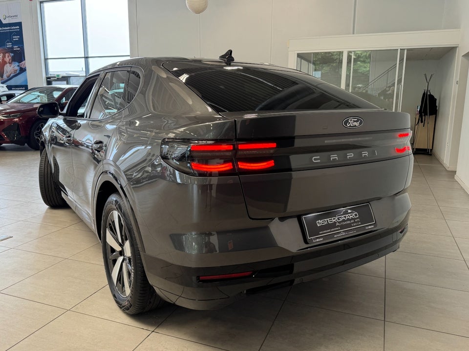 Ford Capri 77 Select Extended Range 5d