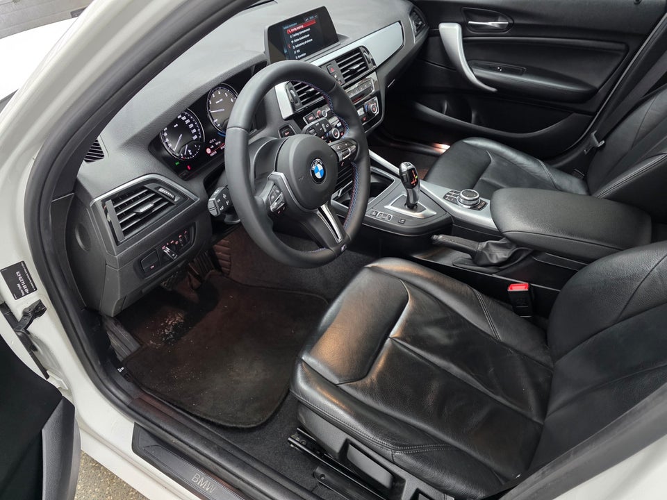 BMW 118i 1,5 Advantage aut. 5d