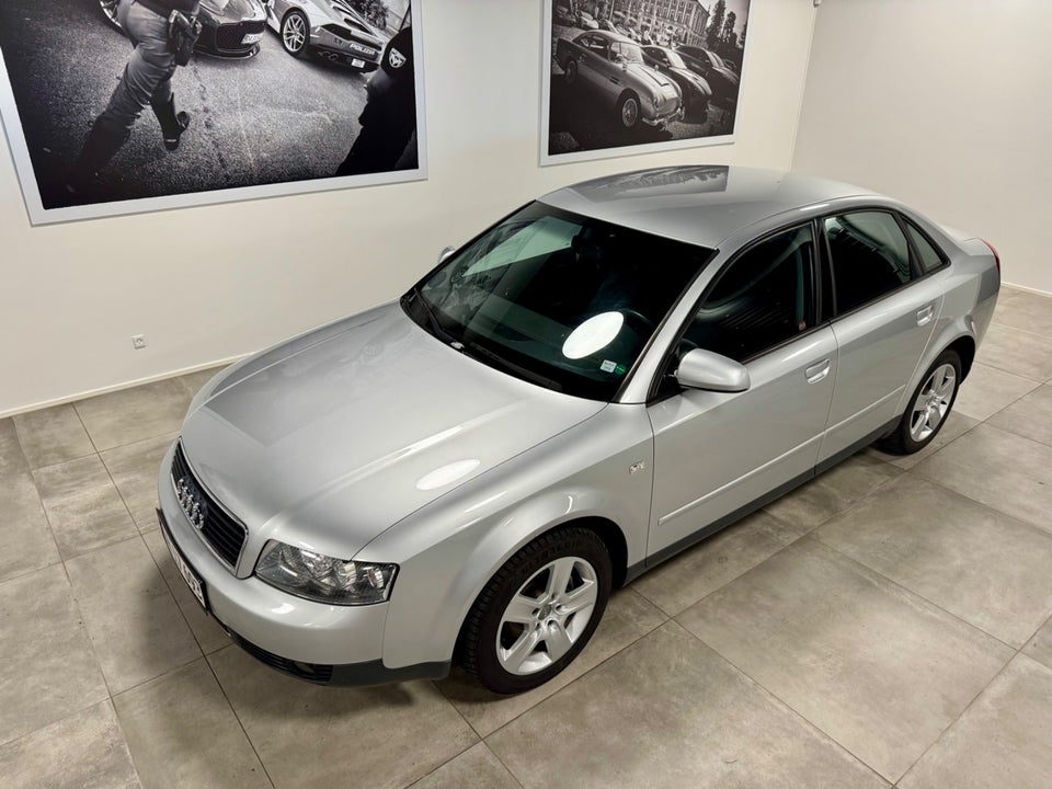Audi A4 2,0  4d