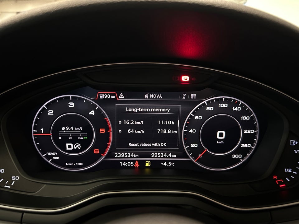 Audi A4 2,0 TDi 150 Avant 5d