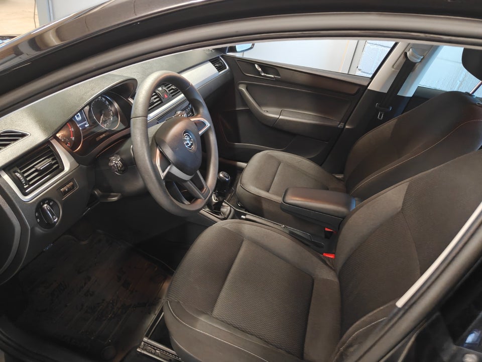 Skoda Rapid 1,2 TSi 90 Style Spaceback 5d