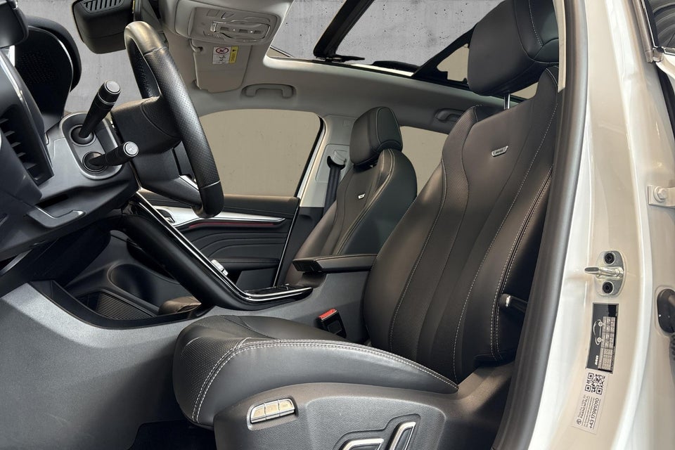 MG Marvel R Luxury 5d