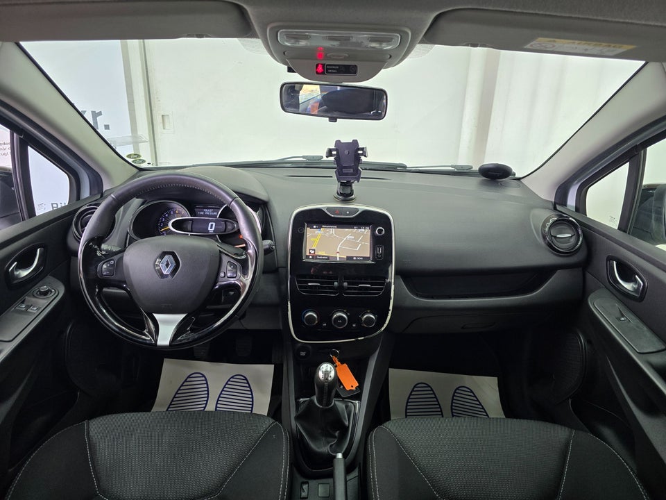 Renault Clio IV 0,9 TCe 90 Expression Sport Tourer 5d